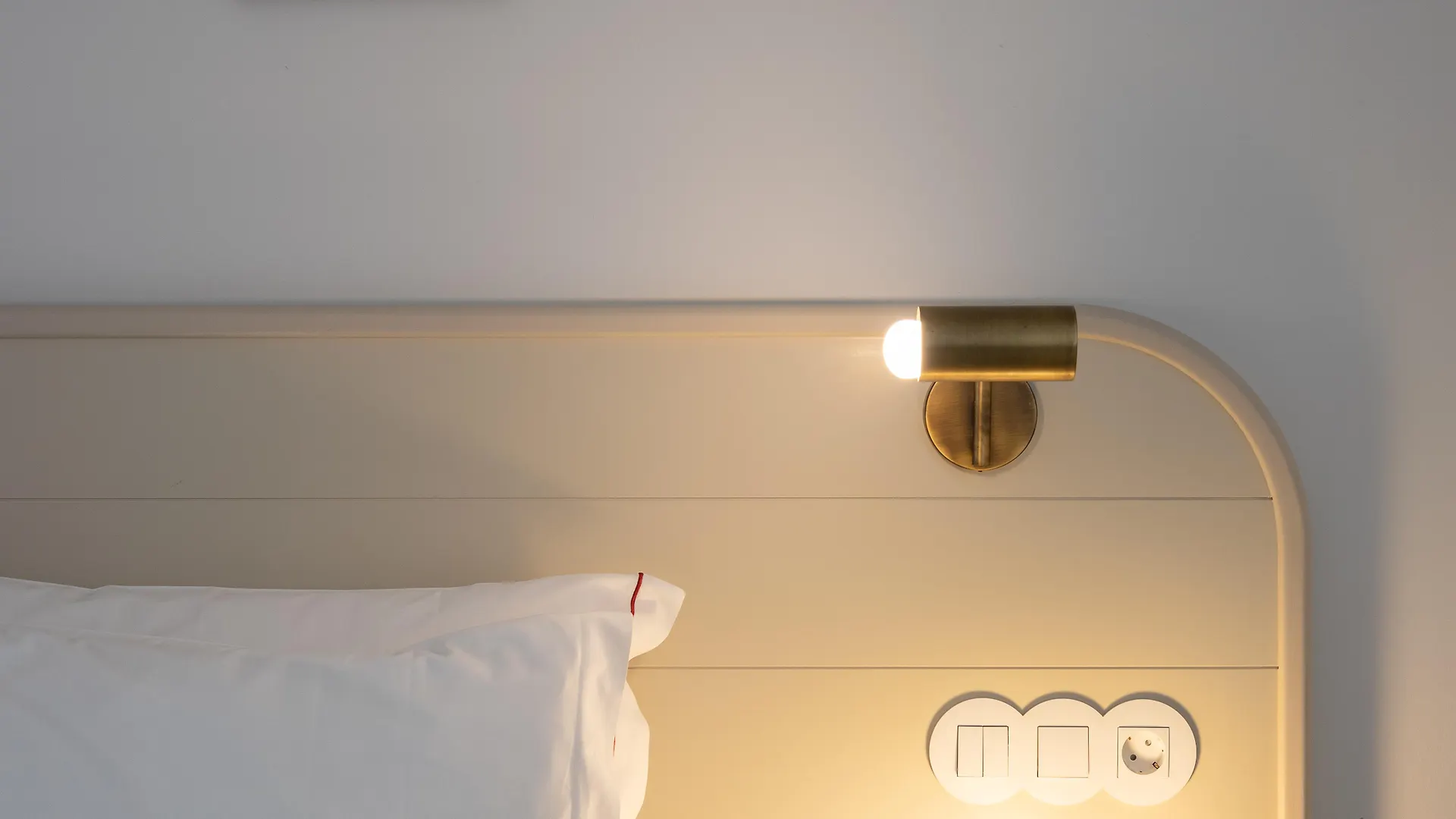 Lisboa Pessoa Hotel Лиссабон